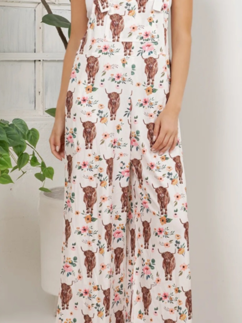 NWT LA Soul wide leg crop highland cow overall